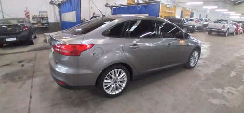 Imagen 4 de 15 de Ford Focus Se Plus 2.0