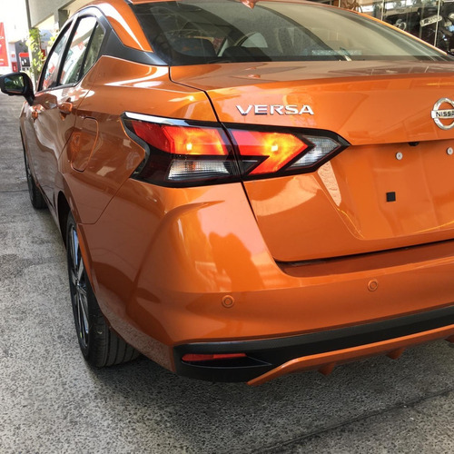 Imagen 4 de 9 de Versa Platinum Cvt 2022