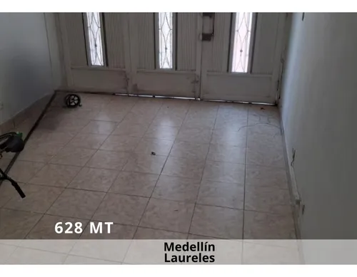 Venta Casa: ¡vive O En Una Ubicación Privilegiada De Laureles!