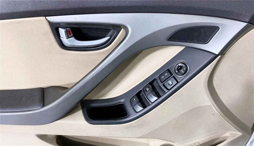 Imagen 8 de 15 de 110052 - Hyundai Elantra 2015 Con Garantía