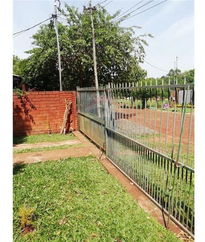 Imagen 3 de 11 de Vendo Casa En Hohenau Con 3 Habitaciones Y 2 Baños.