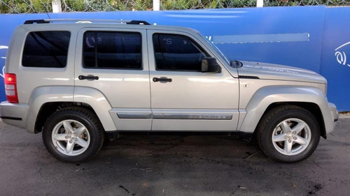 Imagen 4 de 16 de Jeep Cherokee 3.7 Limited Atx 4x4 Gris Año 2010- Tute Cars G