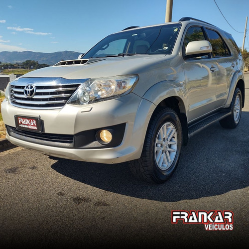 Toyota Hilux SW4 3.0 SRV 4X4 16V TURBO INTERCOOLER DIESEL 4P AUTOMÁTICO