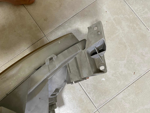 Imagen 8 de 9 de Faros Delanteros Fortuner Originales Toyota 2007