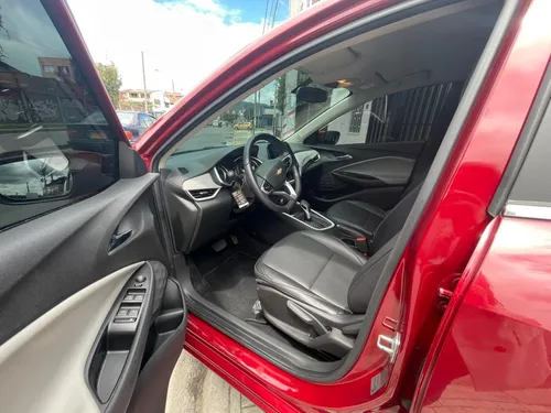 Chevrolet Onix 1.0T Premier Sedan At