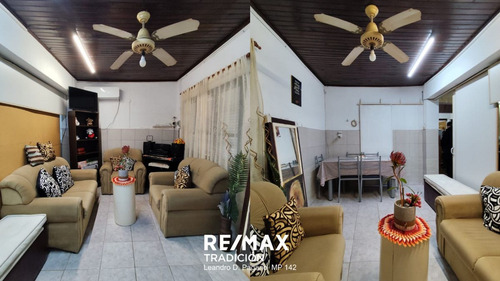 Venta Casa De 3 Dormitorios En Frondizi 1700