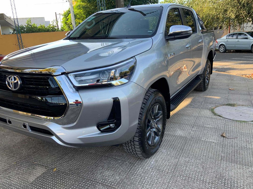 Toyota Hilux 2021 2.8 Cd Srv 177cv 4x4 At
