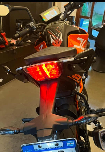 Ktm Duke 390 Con Accesorios Año 2021