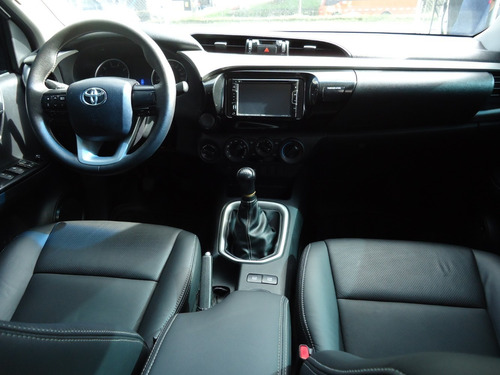 Toyota Hilux 2.4l