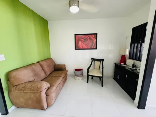 Casa En Venta En Veracruz Dividida En 2 Departamentos. Fracc. Las Vegas.