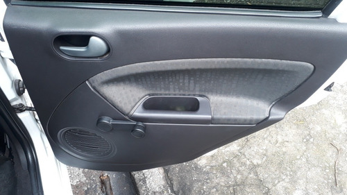 Ford Fiesta Sedan 1.6 Rocam Se Plus Flex 4p 2014