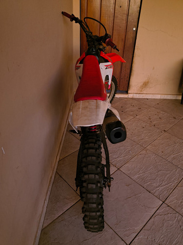 Xr 200 De Trilha Com Os Plásticos Da Crf