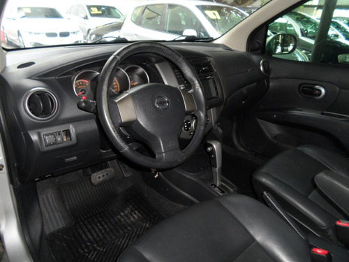Nissan / Grand Livina Sl 1.8 16v 2012 Prata