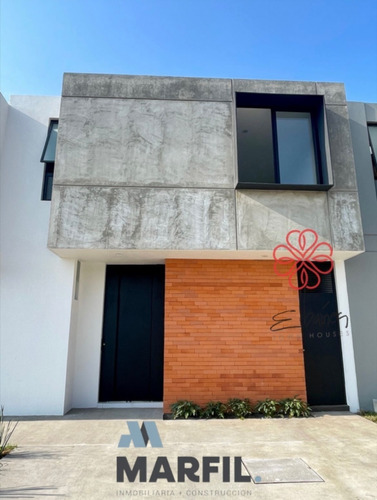 Casa Elbaínes 3 En Venta En Villa De Álvarez, Colima