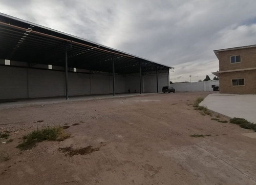 En Renta Bodega Industrial, Con Anden Y Oficinas, En La Deportistas
