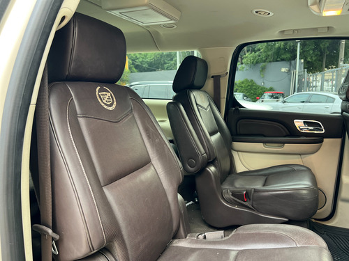 Cadillac Escalade Esv Suv Awd 2014