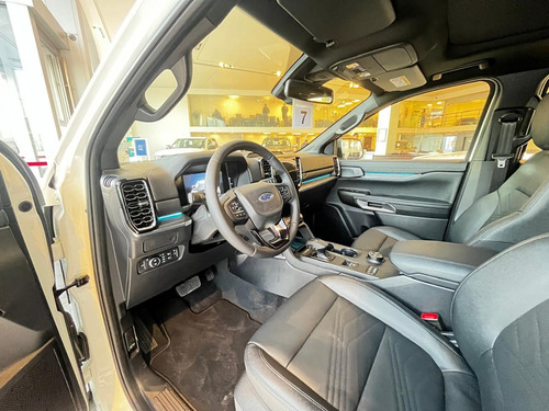 Ford Everest 2.3 Gtdi Titanium 4X4 At