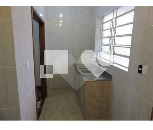 Amplo Apartamento De 3 Dormitórios Com Sacada. - 28-im418891