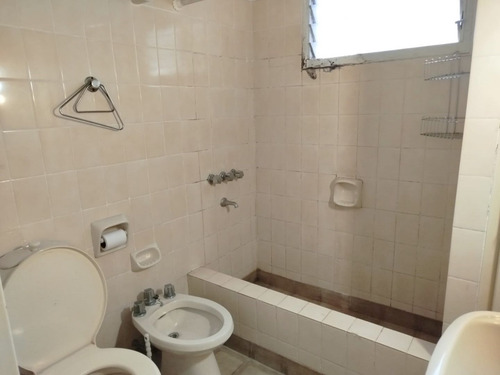 Casa En Alquiler En Circ 3ª Secc 7ª
