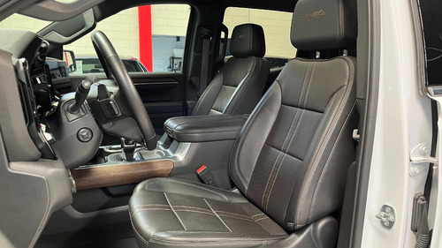 Chevrolet Cheyenne 5.3 Dobre Cabina High Country 4X4 At