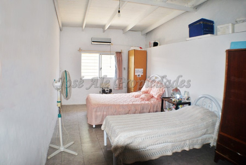 Imagen 6 de 11 de En Venta Casa De Tres Dormitorios Colonia Del Sacramento