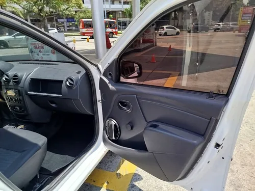 Renault Logan 1.4 Entry Familier