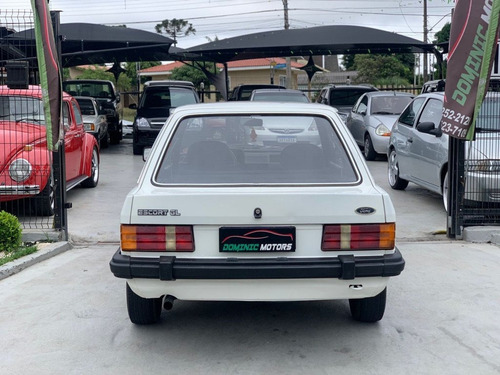 Imagem 5 de 20 de Ford Escort 1.6 Gl 8v Álcool 2p Manual