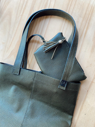 Cartera Tote De Cuero Vacuno Cosido A Mano Verde Oscuro Lisa Oro Verde Oscuro