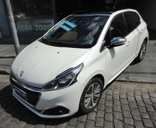 Peugeot 208 1.6 Feline