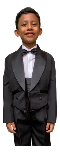 Traje negro con blanco sale