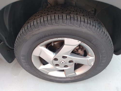 Imagem 10 de 15 de Renault Duster 2.0 Dynamique 4x2 Automática Ano 2014/2015