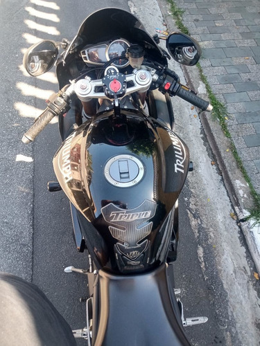 Imagem 7 de 12 de Triump Daytona 675