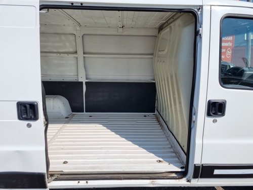 Imagen 11 de 15 de Peugeot Boxer 2017 2.3 Hdi Confort 330m