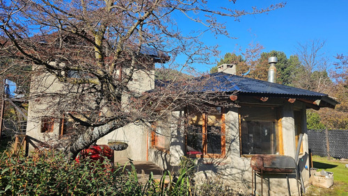Casa 4 Dormitorios En Villa Los Coihues, Bariloche, Apta Crédito Bancario