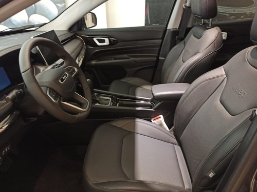 Imagen 2 de 16 de Compass Limited Plus 1.3 Turbo*
