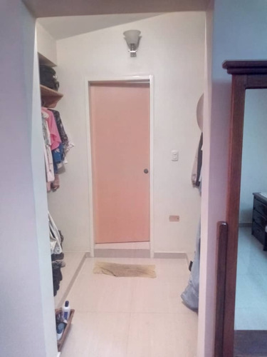 Imagen 6 de 16 de Townhouse En Venta Turmero Palma Segu 0412190156