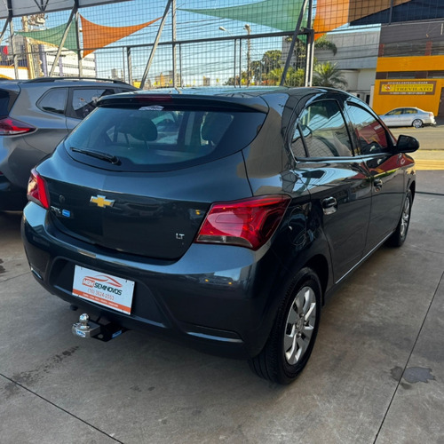 Chevrolet Onix 1.0 MPFI LT 8V FLEX 4P MANUAL