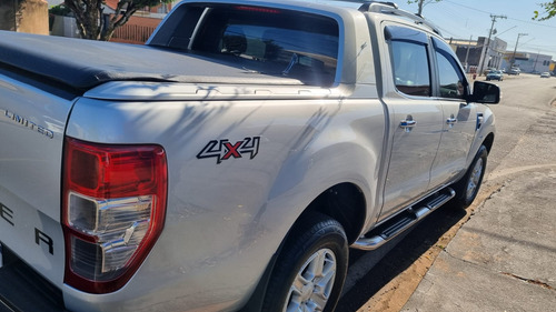 Ford Ranger 3.2 Limited Cab. Dupla 4x4 Aut. 4p