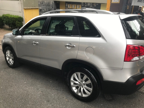 Imagem 2 de 10 de Sorento 7 Lugares Ex 3.5 + Teto +blindada+ +nova De Sp