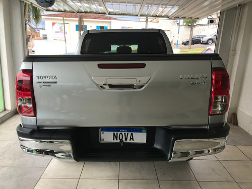 Imagem 4 de 15 de Toyota Hilux Srx 2.8 Diesel 4x4 Aut. 2019 -apenas 76.992 Km