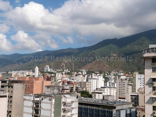 Imagen 9 de 10 de Apartamento En Venta Urb. Sabana Grande # 23-10678