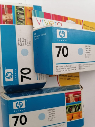 Imagen 2 de 2 de Cartucho De Tinta Original Hp C9390 Cian Claro 70