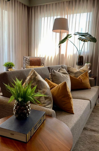 Apartamento Amueblado De 1 Habitación Con Amenidades De Lujo