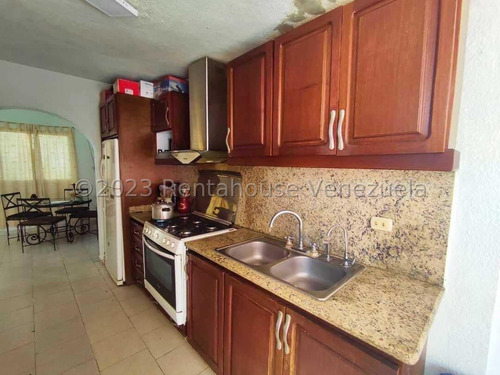Imagen 12 de 30 de Casa En Venta En Barquisimeto Jr