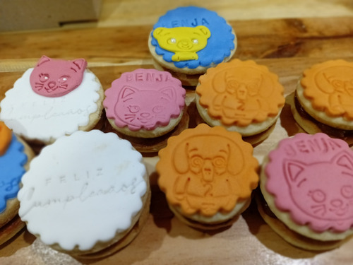 Tortas Y Mini Pastelería