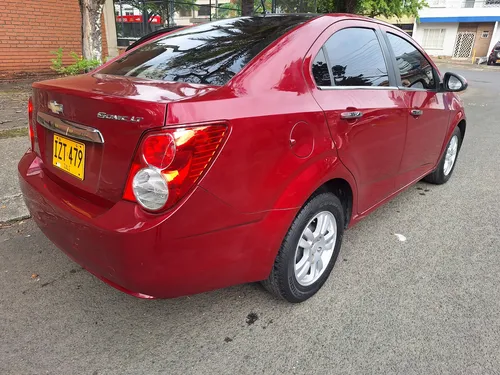 Chevrolet Sonic 1.6 Lt 5 p