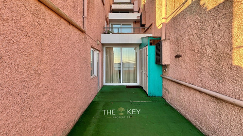 Departamento En Venta De 2 Dorm. En Viña Del Mar