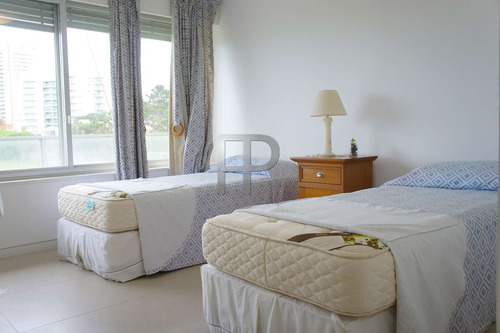 Imagen 10 de 11 de Apartamento En Venta Punta Del Este 3 Dorm #1675