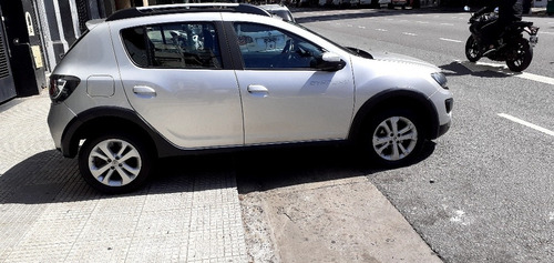 Renault Sandero Stepway 1.6 Dynamique 105cv 2016