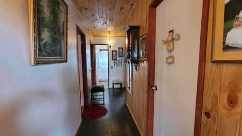 Imagen 7 de 21 de Linda Casa Familiar En Venta En Pucón (solo Contado)